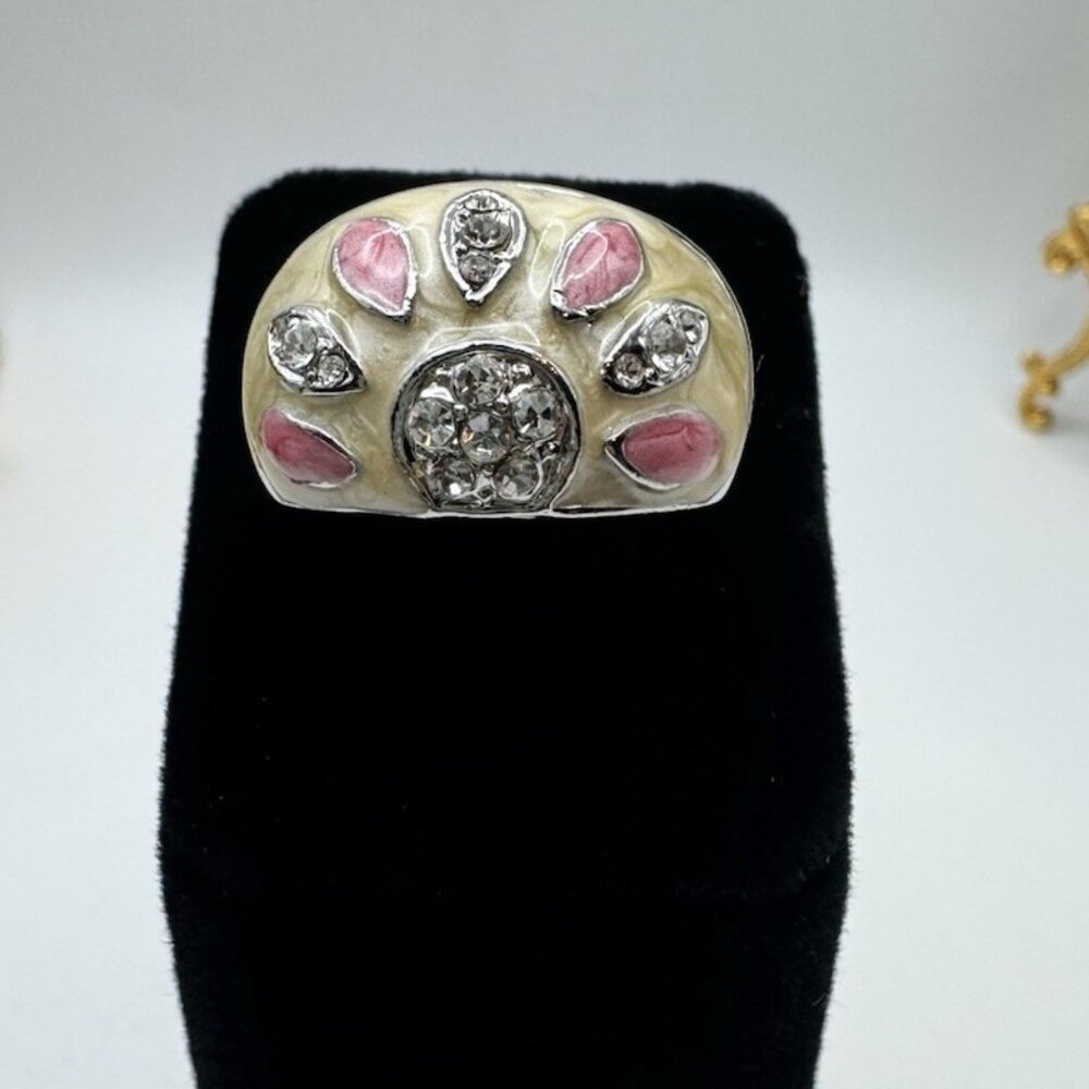 Pretty Costume Jewelry Ring Silver Tone And Enamel Whit Rhinestone  Ring Sz 10